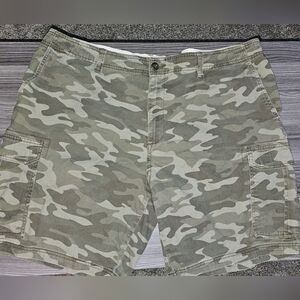 George Men's 42 Camo Shorts